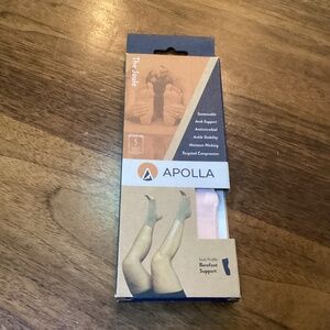 NWT Apolla The Joule Compression sock Size S in ballet pink